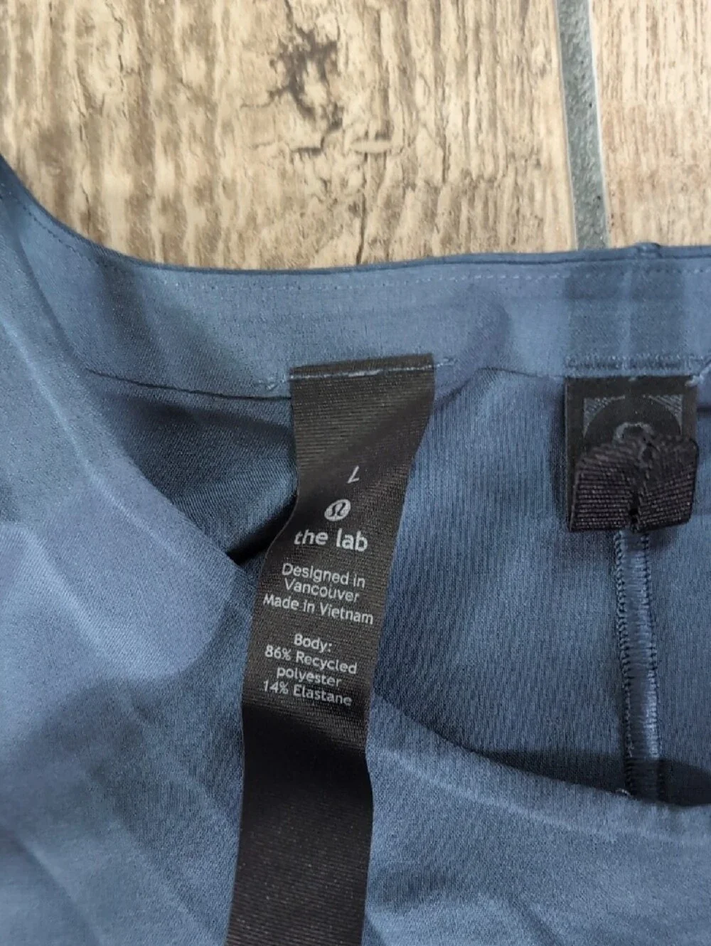 RARE lululemon athletica 